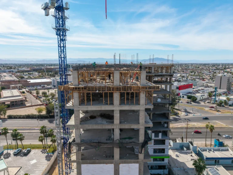 Torre Ágora en Mexicali edificio vertical con losas prefabricadas Viga Tubular VT20